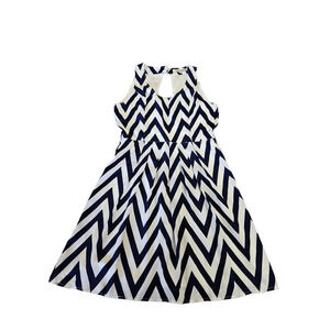 Annabella Dress Women‎ Medium Blue Chevron Fit Flare Open Back KYD500218 Zig Zag